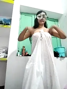 Snapshot of ms-naina chatting on 11.16.25 ms-naina online show from 11.16.25