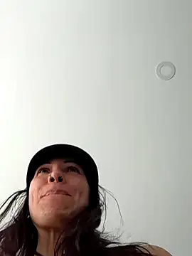 AliciaSofia online show from 10.02.25