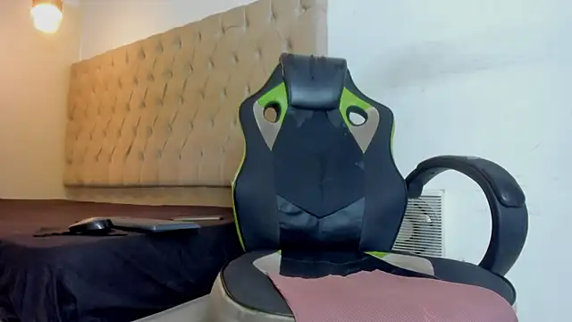 Naomis 35 online show from 02.06.26