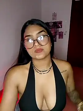 Renata Zoe online show from 11.12.25