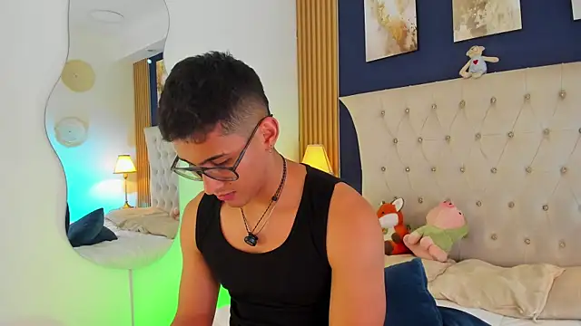 SalvadorFit online show from 07.18.26
