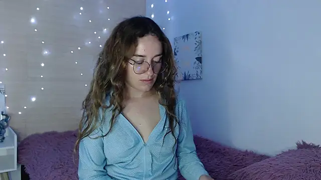 Snapshot of kat_desiree chatting on 11.27.25 kat desiree online show from 11.27.25