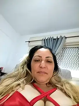 Lunita86 online show from 11.05.25