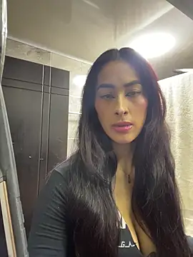 Snapshot of LawGoldman chatting on 10.31.25 LawGoldman online show from 10.31.25