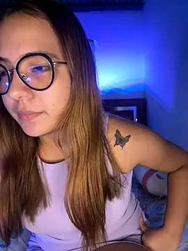 sacha torres02 online show from 11.12.25