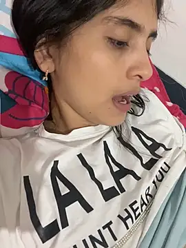 Snapshot of Skinny3-0 chatting on 10.26.25 Skinny3-0 online show from 10.26.25