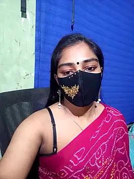 Snapshot of Cute_Couple59 chatting on 12.21.25 Cute Couple59 online show from 12.21.25