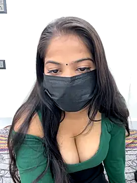 Snapshot of Rihana_01 chatting on 11.11.25 Rihana 01 online show from 11.11.25