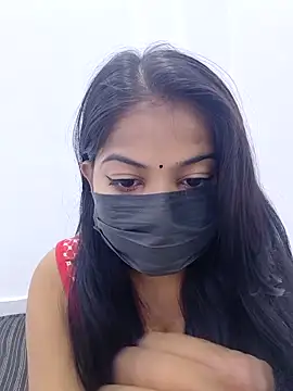 Snapshot of Rihana_01 chatting on 11.23.25 Rihana 01 online show from 11.23.25