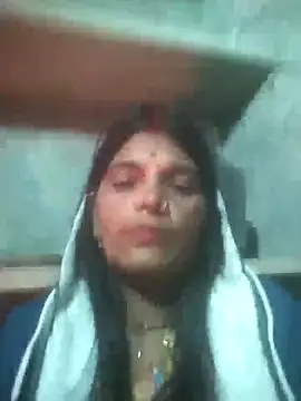 Snapshot of Hott_cutgirl chatting on 10.28.25 Hott cutgirl online show from 10.28.25