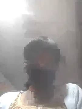 Snapshot of Hott_cutgirl chatting on 10.29.25 Hott cutgirl online show from 10.29.25