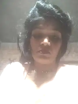 Snapshot of Hott_cutgirl chatting on 11.04.25 Hott cutgirl online show from 11.04.25