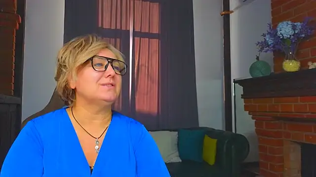 Marta Wils online show from 11.06.25