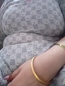 Snapshot of Jeya_thakur chatting on 03.08.26 Jeya thakur online show from 03.08.26