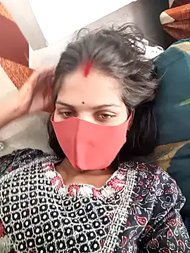 Snapshot of Sh_suhani chatting on 10.08.25 Sh suhani online show from 10.08.25