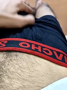 Snapshot of king_boy070 chatting on 12.15.25 king boy070 online show from 12.15.25