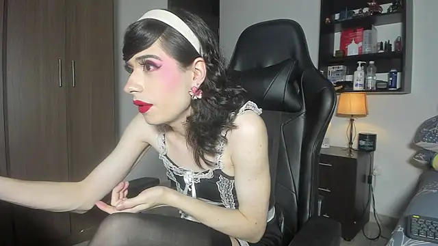 urLittlesissy online show from 07.15.26