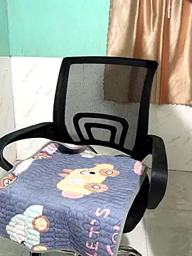 Yang-99 online show from 10.24.25