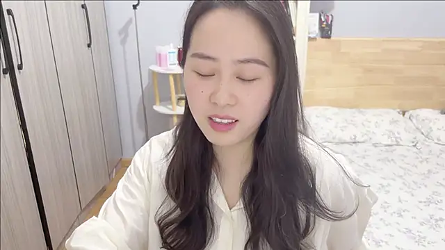 Snapshot of wxj1019 chatting on 02.03.26 wxj1019 online show from 02.03.26