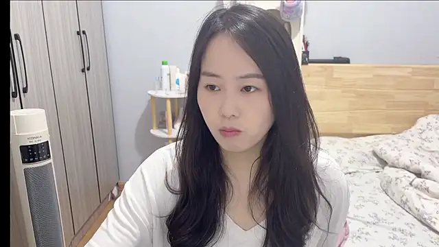 Snapshot of wxj1019 chatting on 02.25.26 wxj1019 online show from 02.25.26