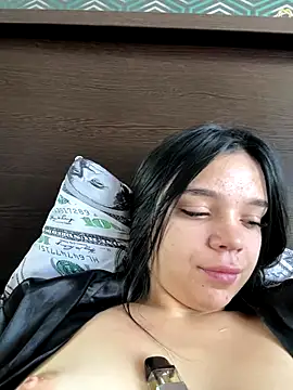 Tiffanysavelin online show from 09.26.25