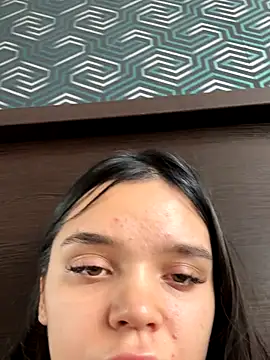 Tiffanysavelin online show from 10.06.25