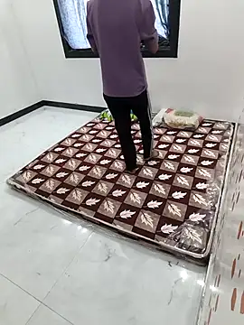 sassyishhu76 online show from 10.12.25