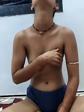 sassyishhu76 online show from 10.25.25