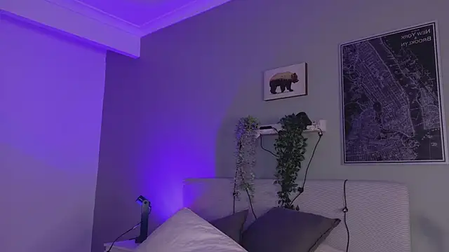 KeendraFox  online show from 03.18.26