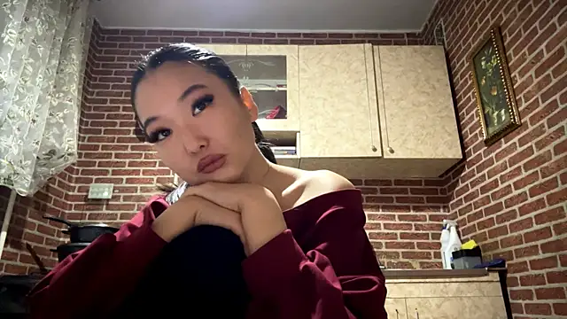 EmmaLeexth online show from 03.29.26