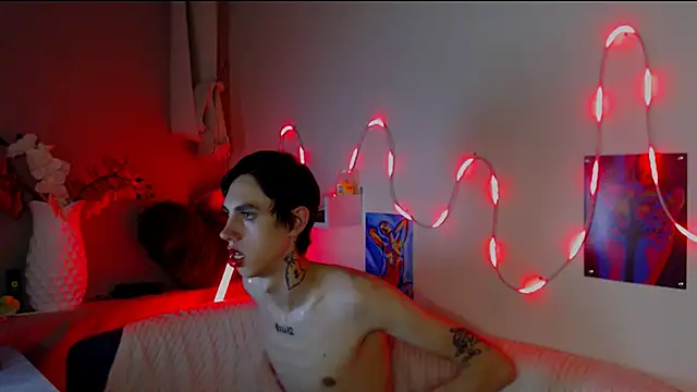 AlexNaughty14 online show from 10.17.25