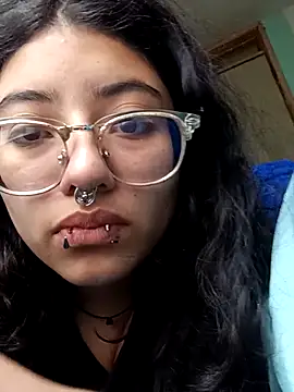 SabrinaV  online show from 02.22.26