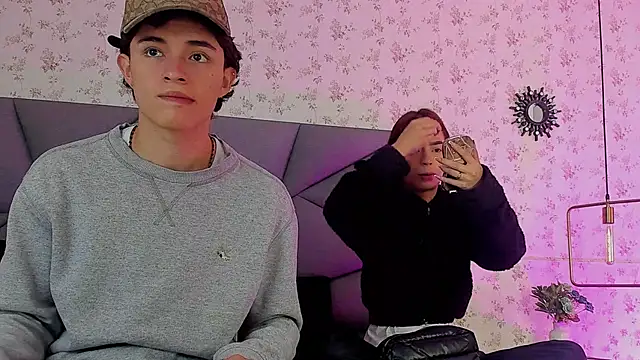 meganandtylerr19 online show from 11.10.25