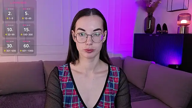 Snapshot of EmmaJakson chatting on 09.29.25 EmmaJakson online show from 09.29.25