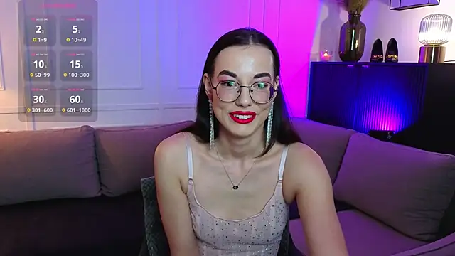 Snapshot of EmmaJakson chatting on 11.23.25 EmmaJakson online show from 11.23.25