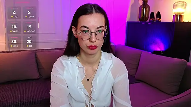 Snapshot of EmmaJakson chatting on 11.29.25 EmmaJakson online show from 11.29.25