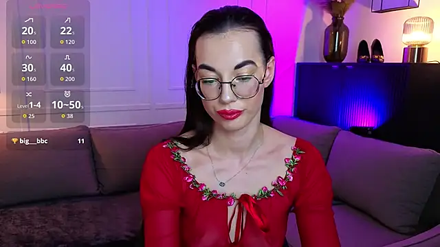 Snapshot of EmmaJakson chatting on 12.05.25 EmmaJakson online show from 12.05.25