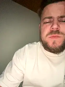 Snapshot of BiologicCargo752 chatting on 11.09.25 BiologicCargo752 online show from 11.09.25