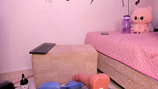 Snapshot of Merliahsomert chatting on 02.20.26 Merliahsomert online show from 02.20.26