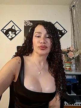 Lina 444 online show from 02.17.26