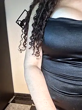 Lina 444 online show from 04.12.26