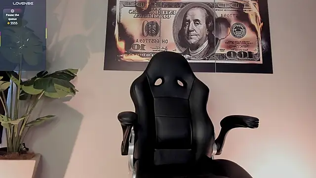 chrizmacgregor online show from 10.28.25