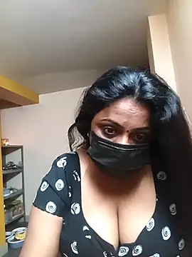 queendivya online show from 02.25.26