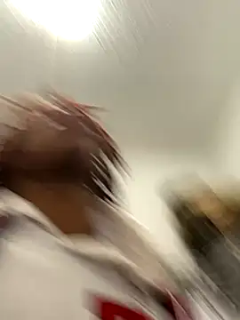 Snapshot of Zayinc chatting on 10.30.25 Zayinc online show from 10.30.25