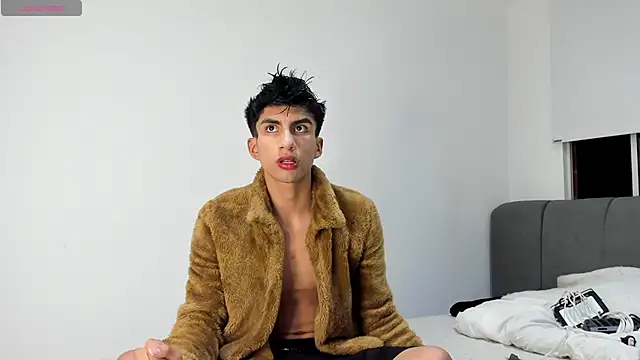 Erick Velveth online show from 06.14.26