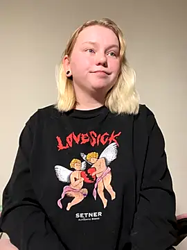 lame cat online show from 10.10.25