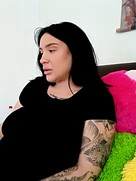 mariabloom9 online show from 10.27.25