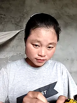 clara-cute online show from 09.25.25