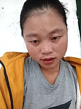 clara-cute online show from 09.27.25