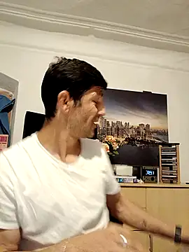 Snapshot of Casianantoonnio chatting on 10.23.25 Casianantoonnio online show from 10.23.25